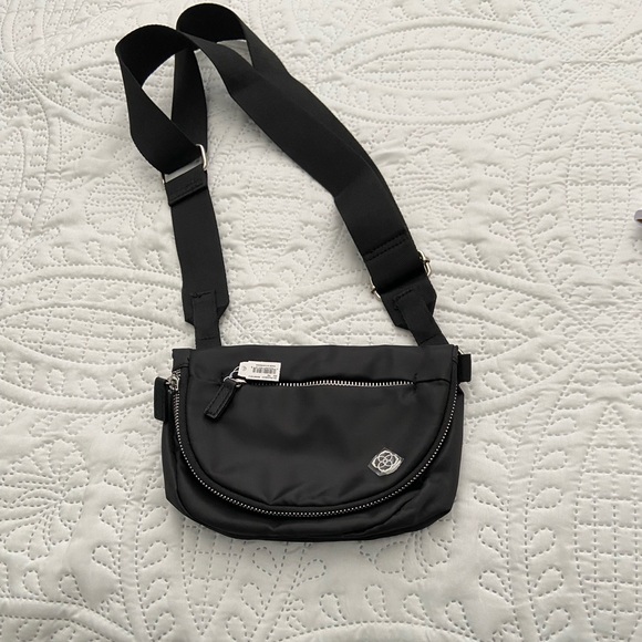 Kendra Scott Other - Kendra Scott Black Belt Bag